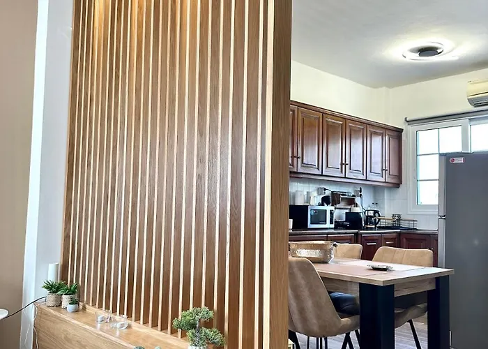 Tinos Boutique House بيت للعطل