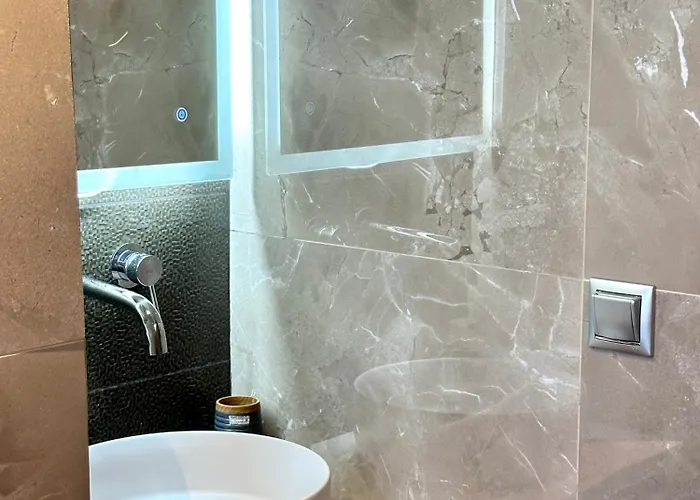 Tinos Boutique House *