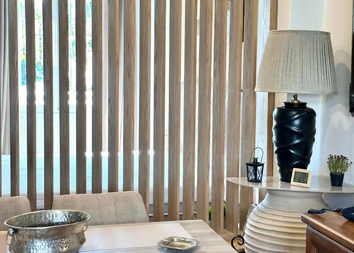 Tinos Boutique House *